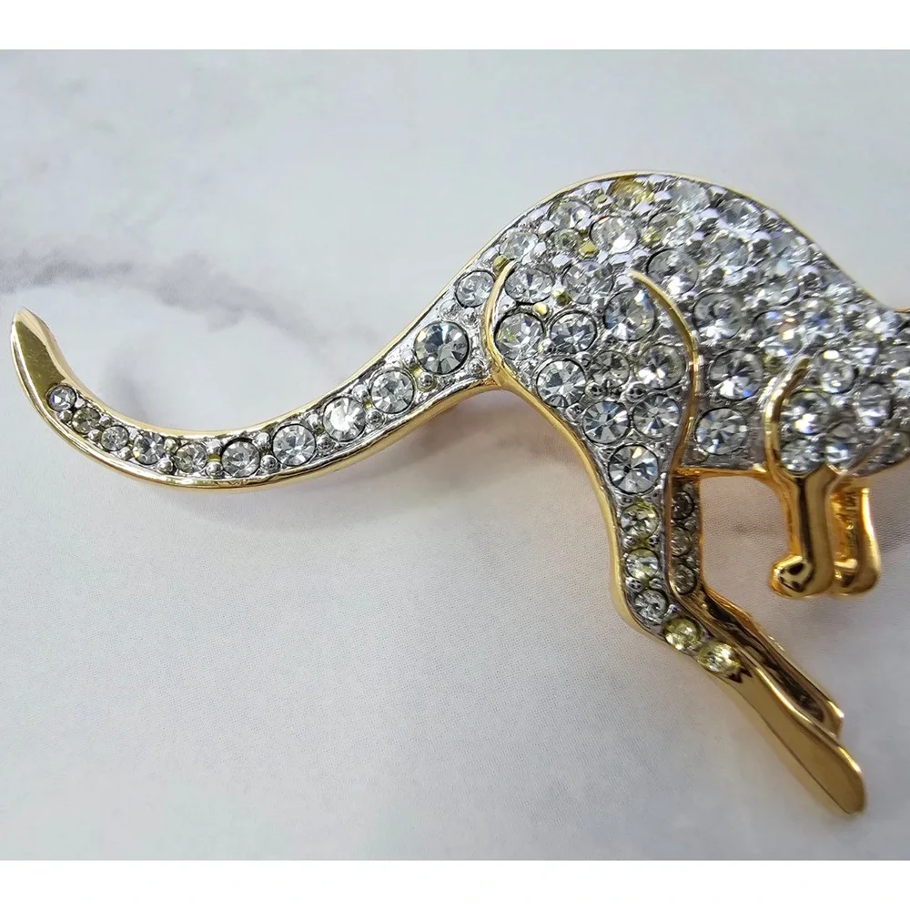 Vintage Rhinestone Kangaroo Figural Brooch Gold Tone 1980s Australia Souvenir